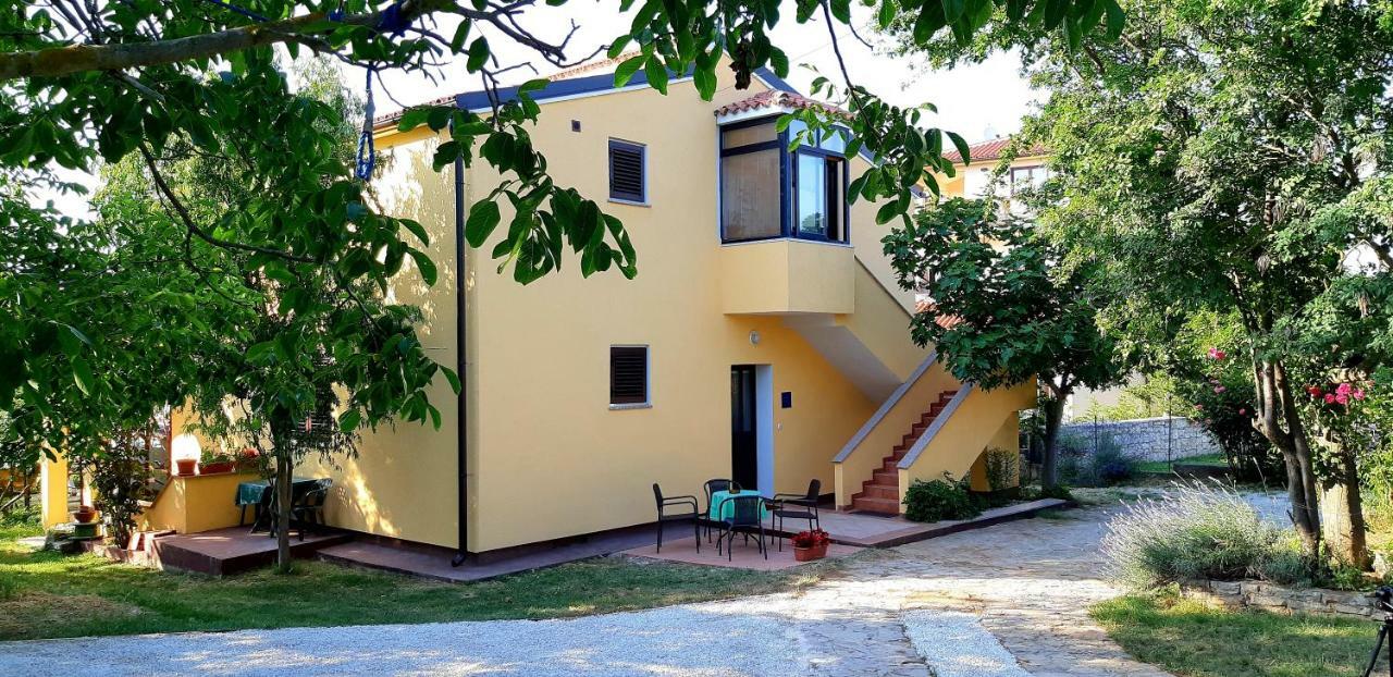 Vesna Apartment 普拉 外观 照片